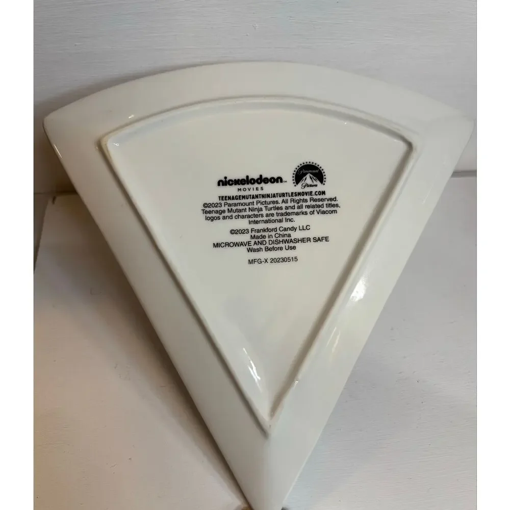 Nickelodeon~TEENAGE MUTANT NINJA TURTLES~Pizza Slice Shaped Plate